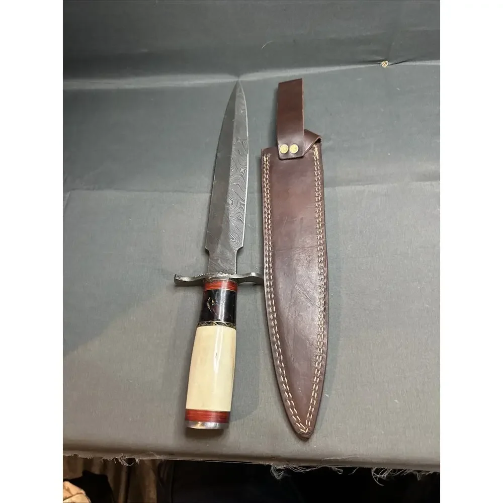 BEAUTIFUL CUSTOM DAMASCUS COLLECTIBLE DAGGER KNIFE MILITARY WORK + LEATHER SHEAT